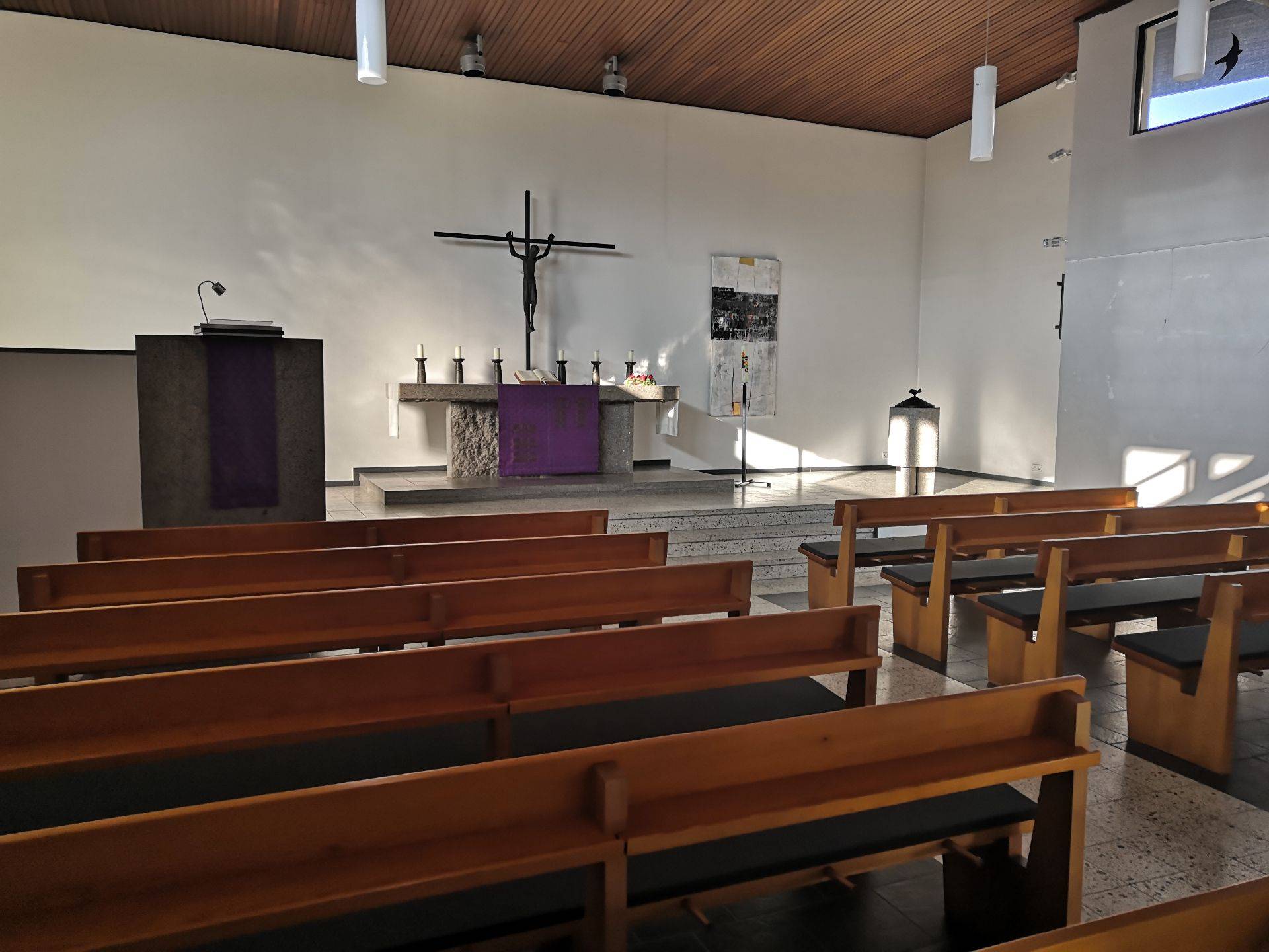 Innenraum der Christuskirche Bühlertal